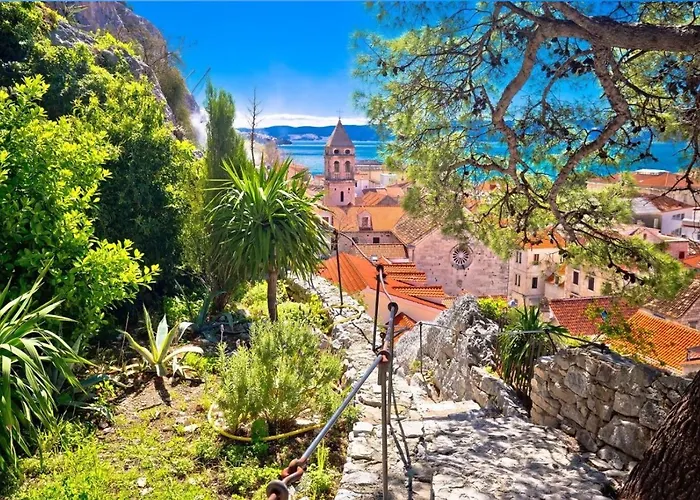 Antonia - Private Mini House